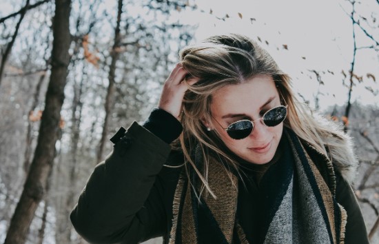 Berbagai Tips Mudah Memilih Sweater Korea Wanita yang Cocok untuk Anda