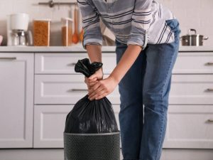 plastik sampah hitam besar